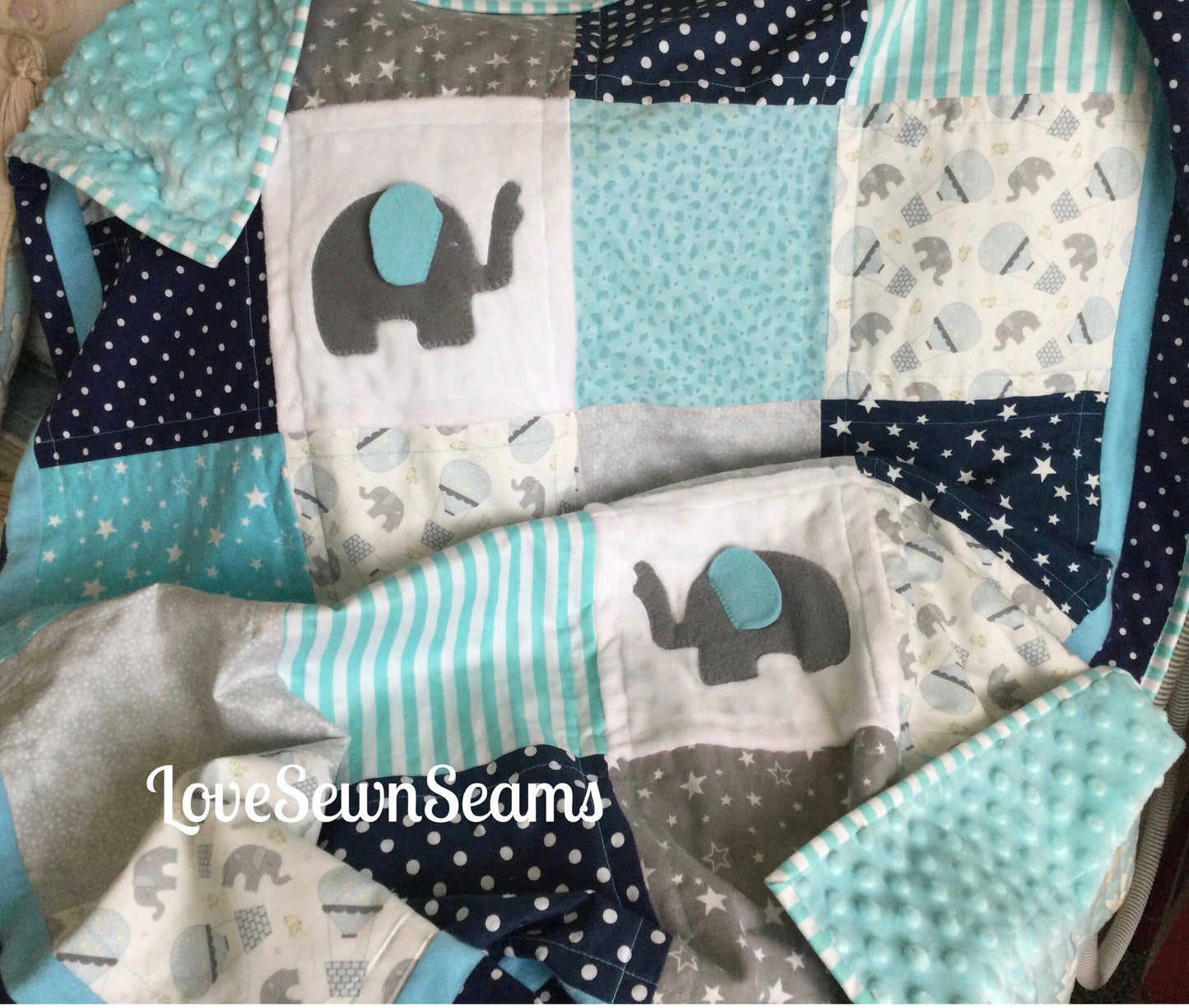 ELEPHANT QUILT/Mint+Gray+Navy Elephant t Quilt/Modern baby quilt/Handmade quilt/Minky Elephant quilt