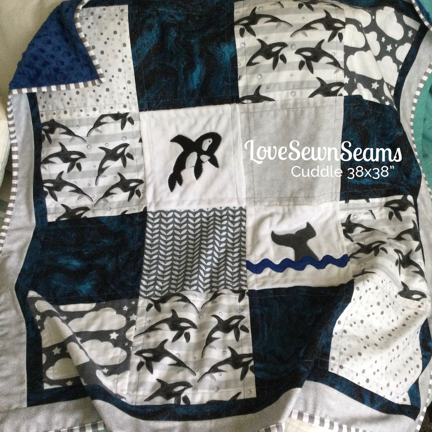 Orca quilt/Choose your accent color/Orca Lovey/Orca baby quilt/Killer Whale Lovey/Whale quilt/Childs quilt