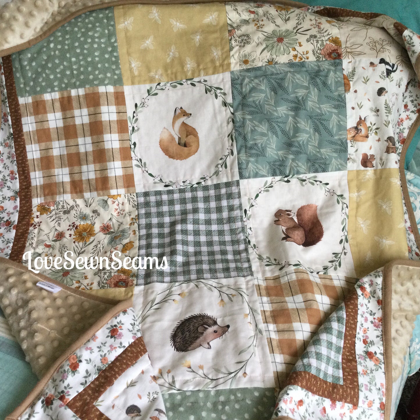 Nutmeg & Friends quilt/Woodland quilt/Handmade quilt