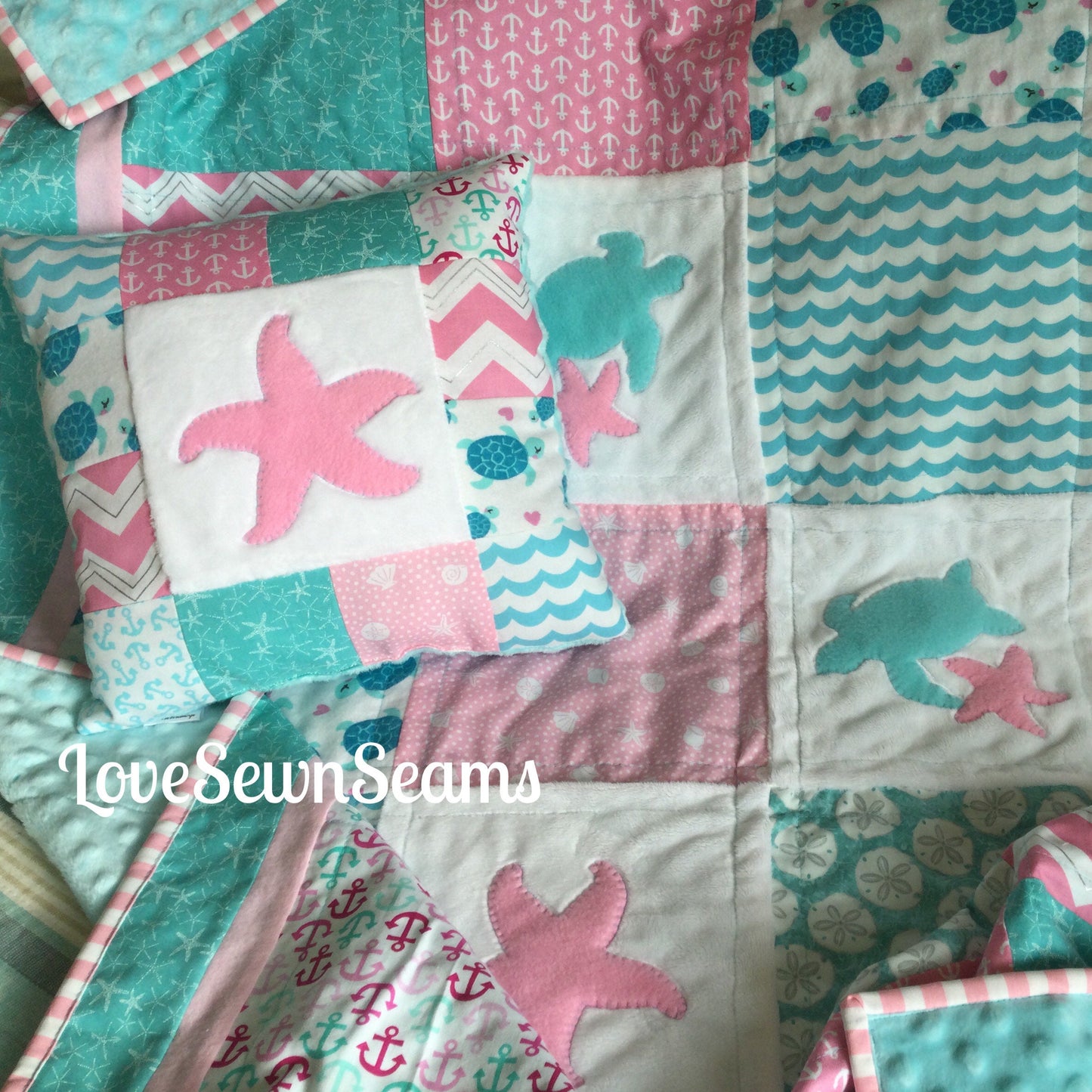 Sea turtle Quilt/Baby quilt/Handmade quilt/Starfish quilt