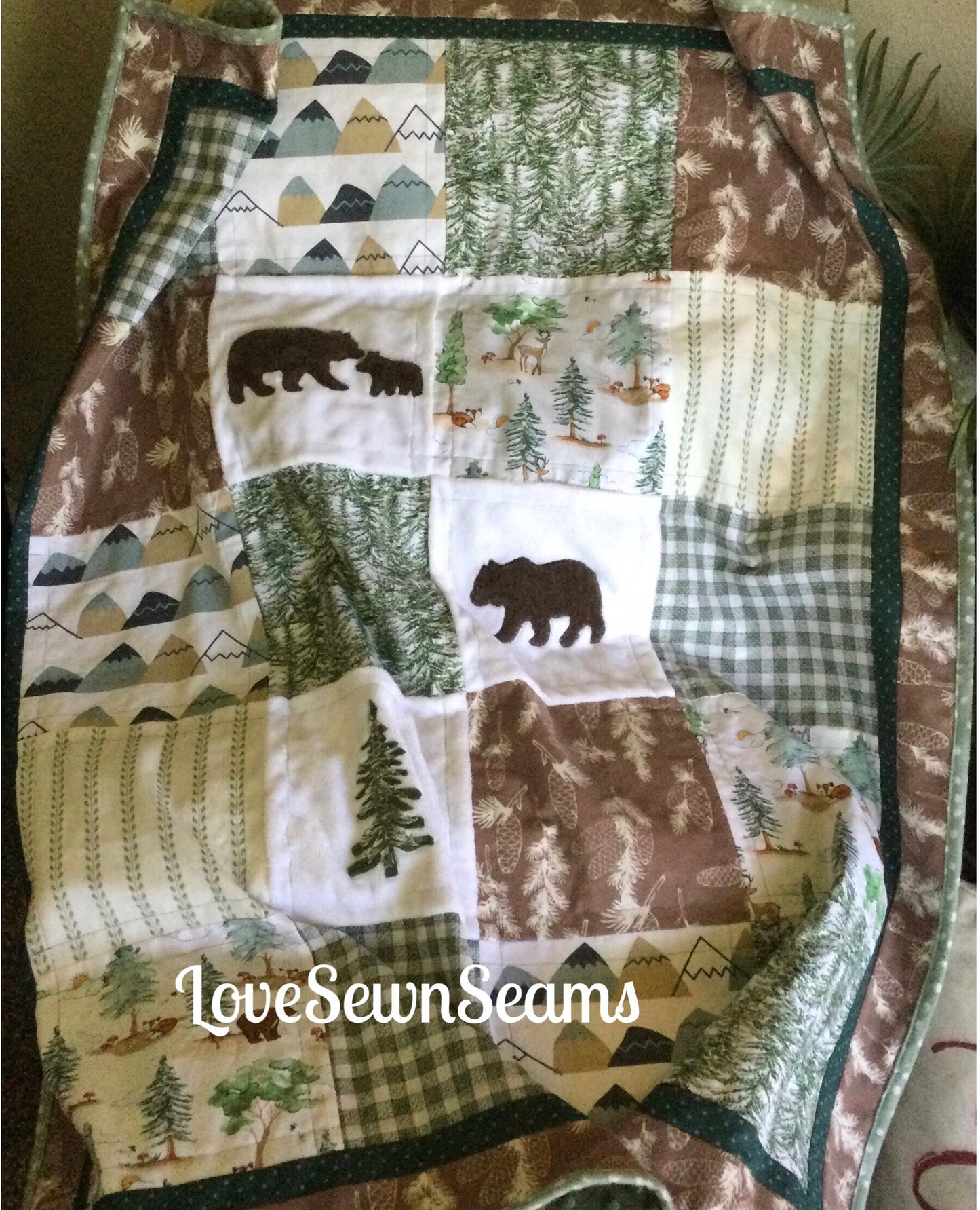 Sage & Pine quilt/Nature Quilt/Made to order/Lodge quilt/Woodland quilt