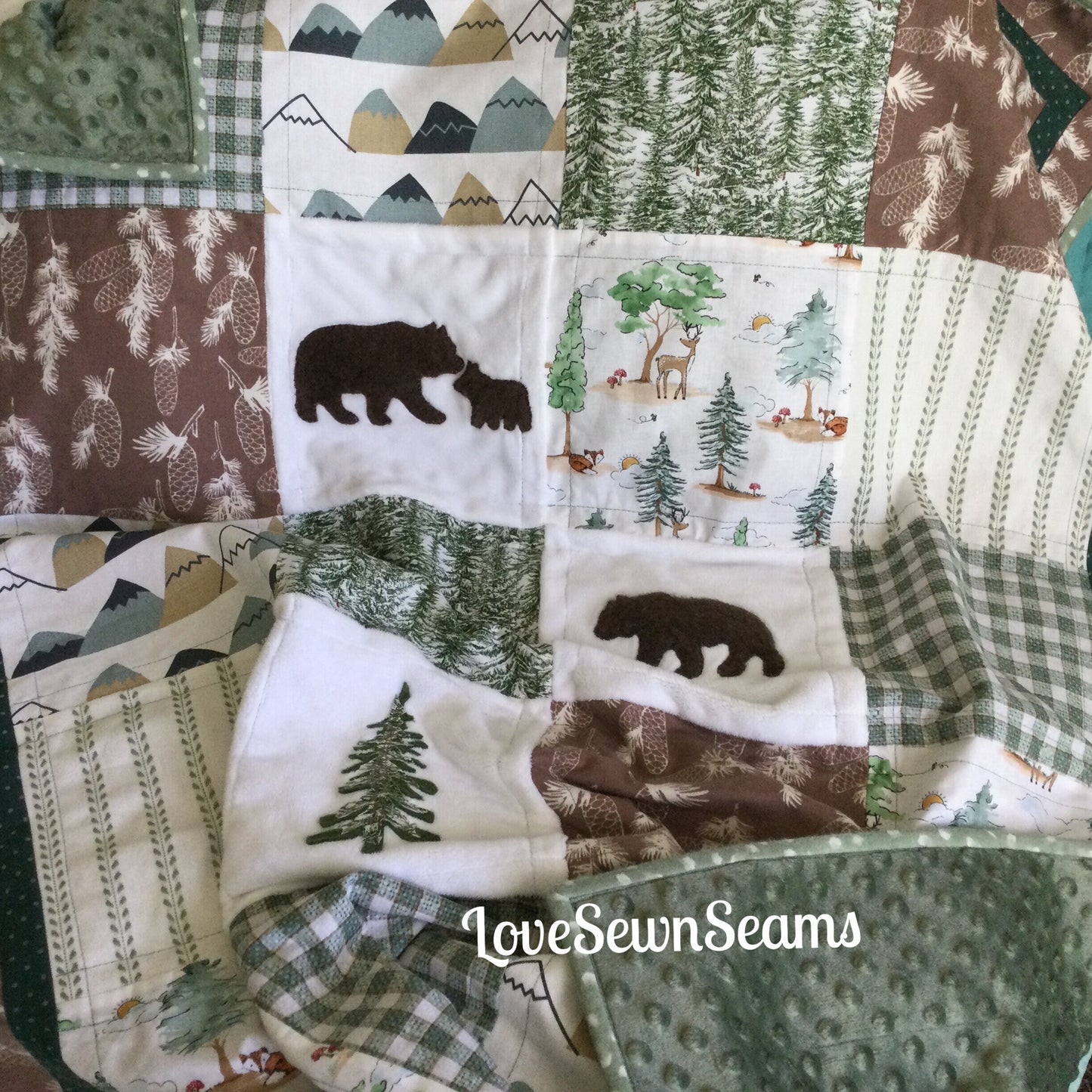 Sage & Pine quilt/Nature Quilt/Made to order/Lodge quilt/Woodland quilt