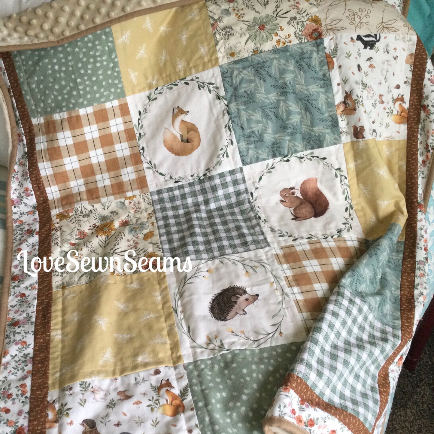 Nutmeg & Friends quilt/Woodland quilt/Handmade quilt