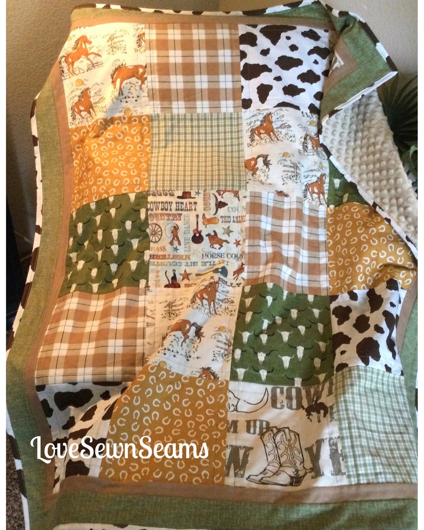 Cowboy quilt/Horse quilt/Home on the range/handmade quilt