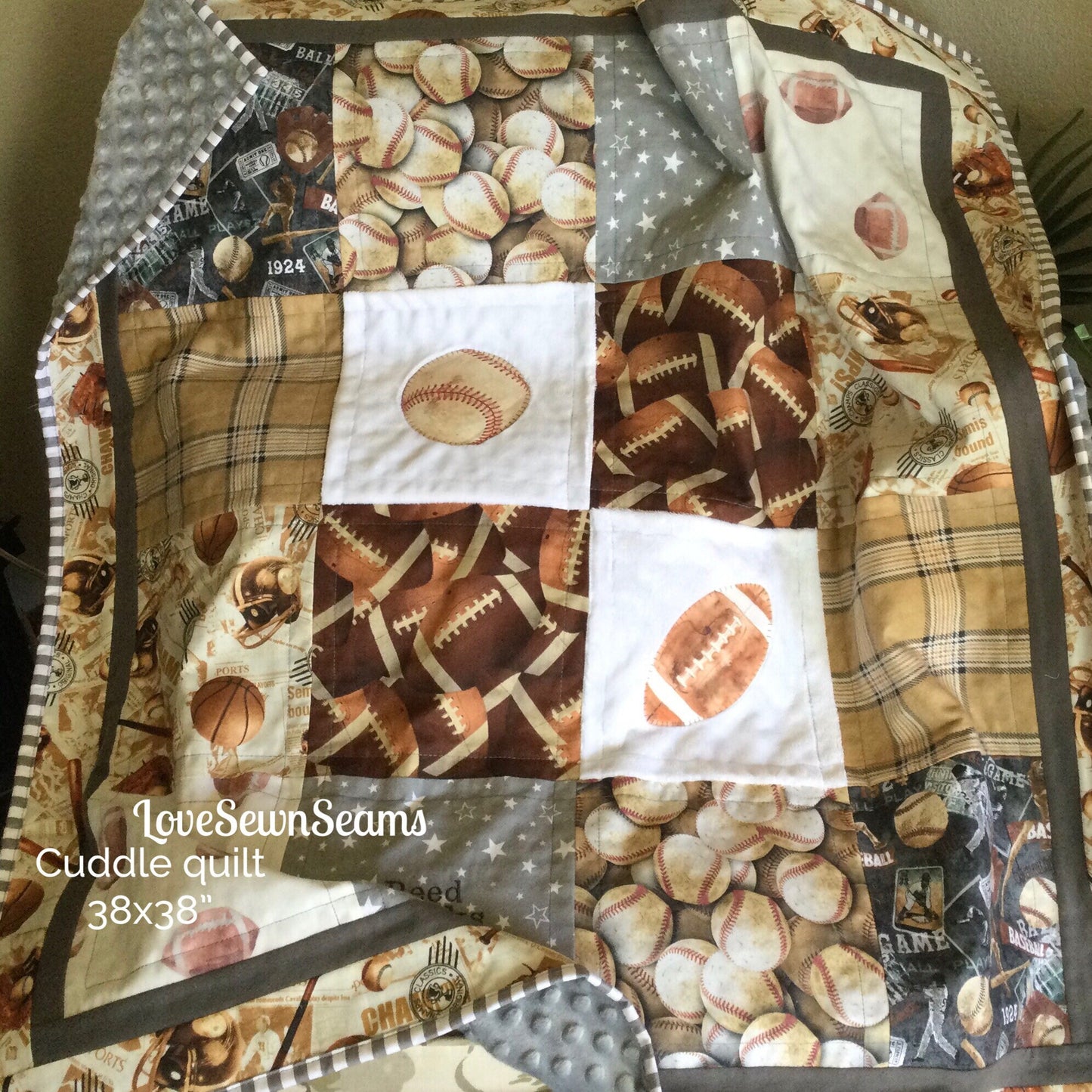 Sport quilt/Football/Baseball quilt/Boys quilt/Handmade quilt/Personalized quilt