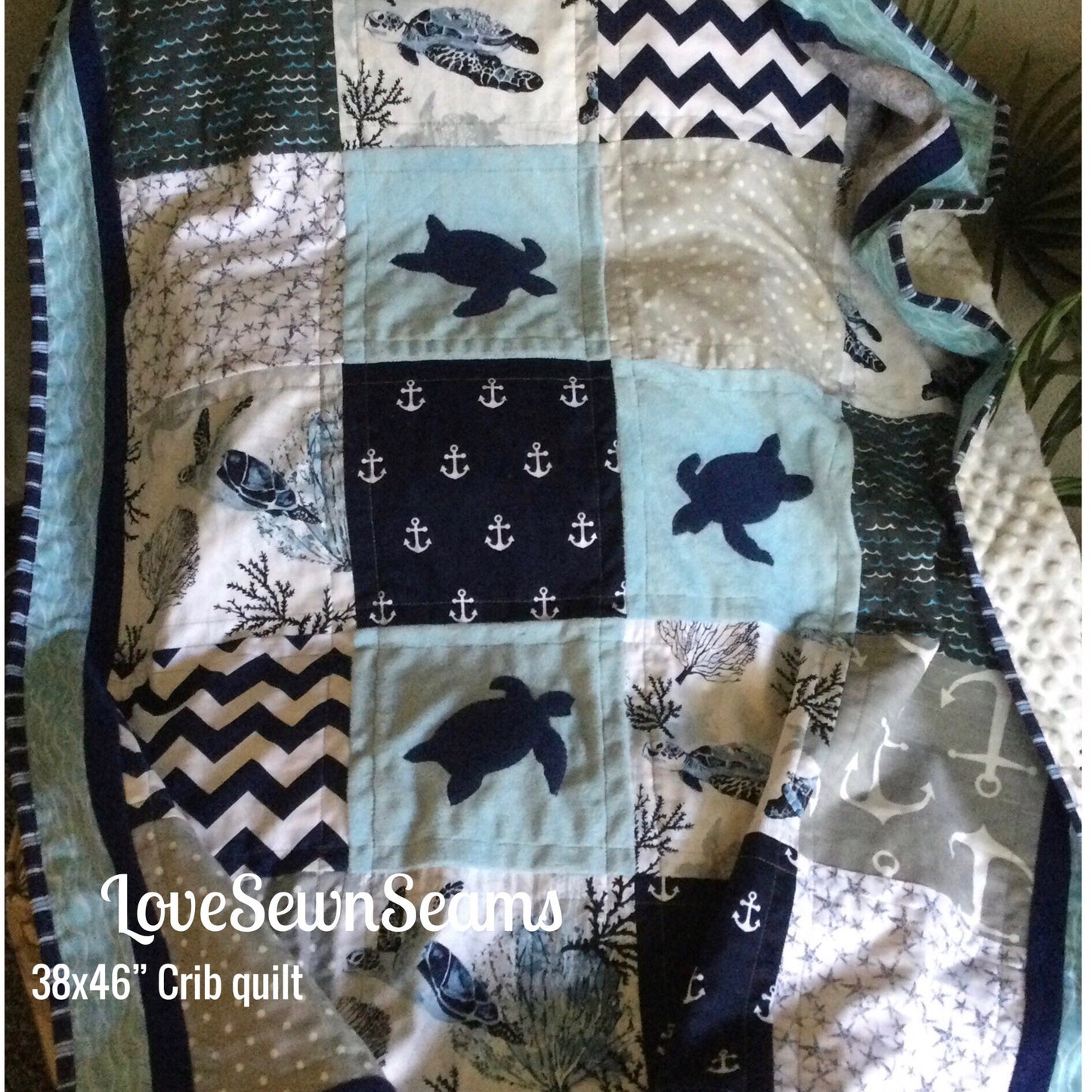 Sea Turtle baby quilt/Modern Sea Turtle quilt/Coastal quilt//Sea Turtle/Minky quilt