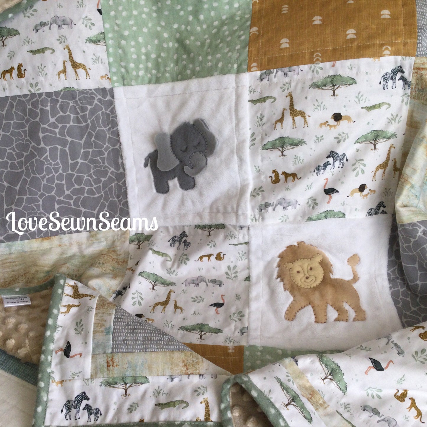 Animal quilt/Lion quilt/Elephant quilt/Jungle animals/Animal baby quilt