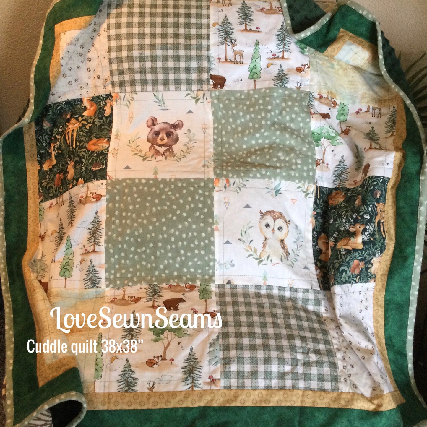 WOODLAND CUDDLES/Forest friends quilt/Little fawn quilt