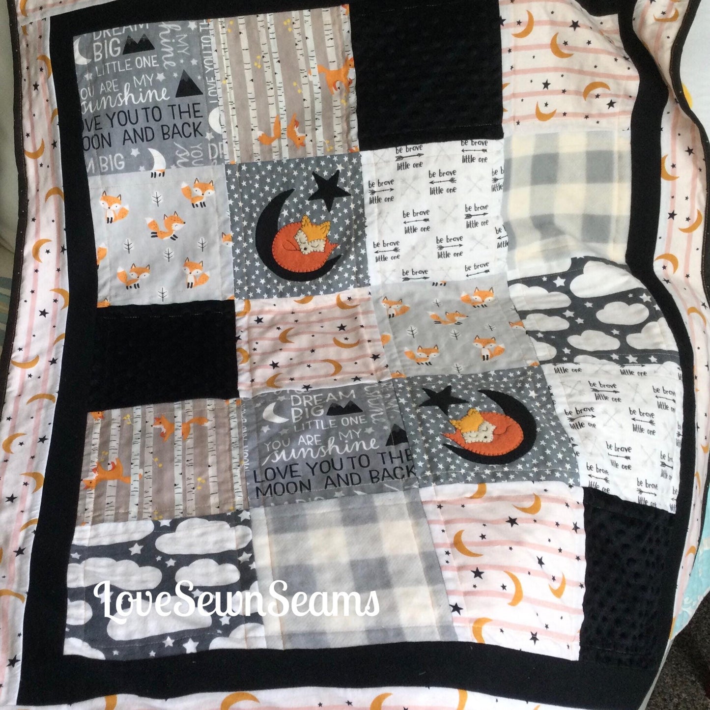 FOX QUILT/Moon and star quilt/Handmade quilt/Modern baby quilt/woodland quilt/Fox crib quilt