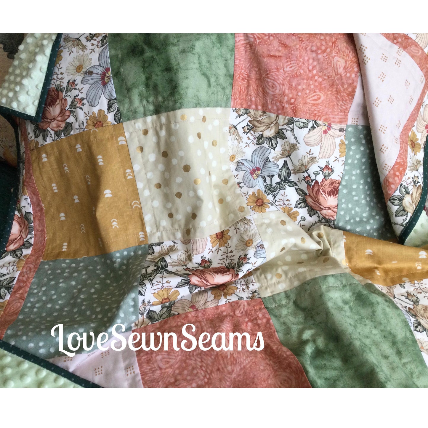 Wildflower & Honey quilt/Vintage rose/Woodland quilt/Nursery quilt/Garden quilt