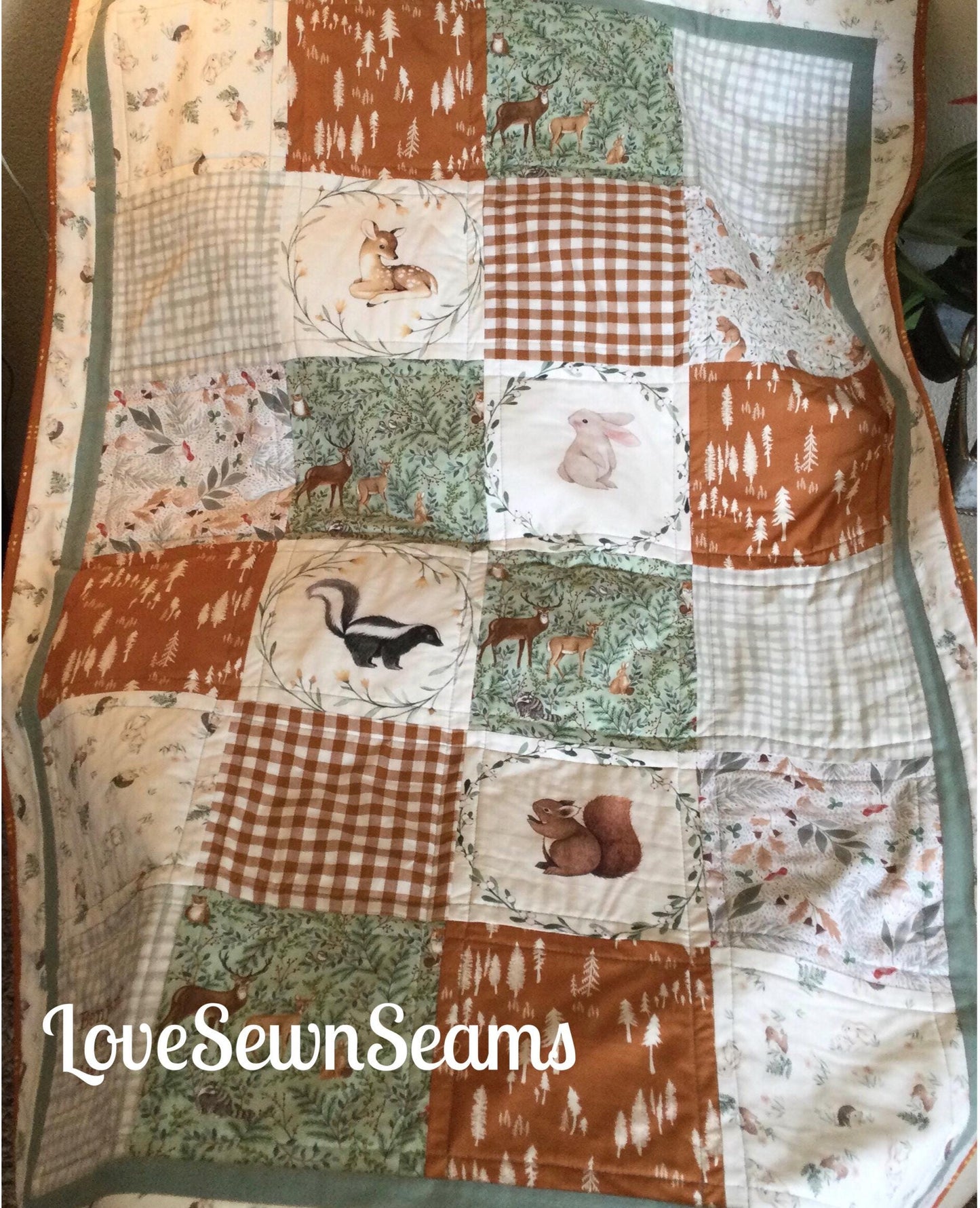 Nutmeg & Sage quilt/Woodland quilt/wildlife quilt/nature quilt