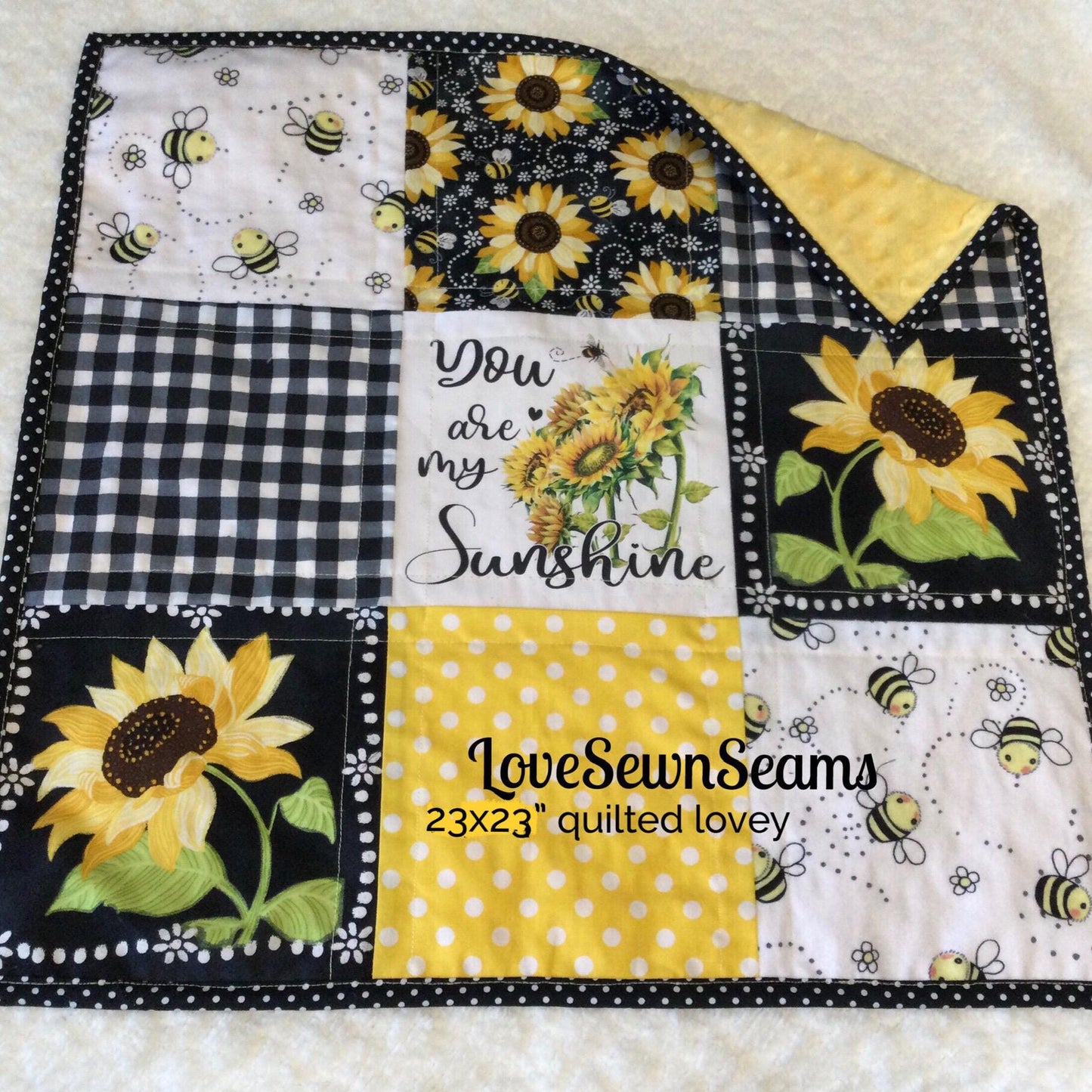 You are my sunshine quilt/Sunshine quilt/sunflower quilt/You are my sunshine lovey/Bee quilt/sunshine lovey/modern baby quilt