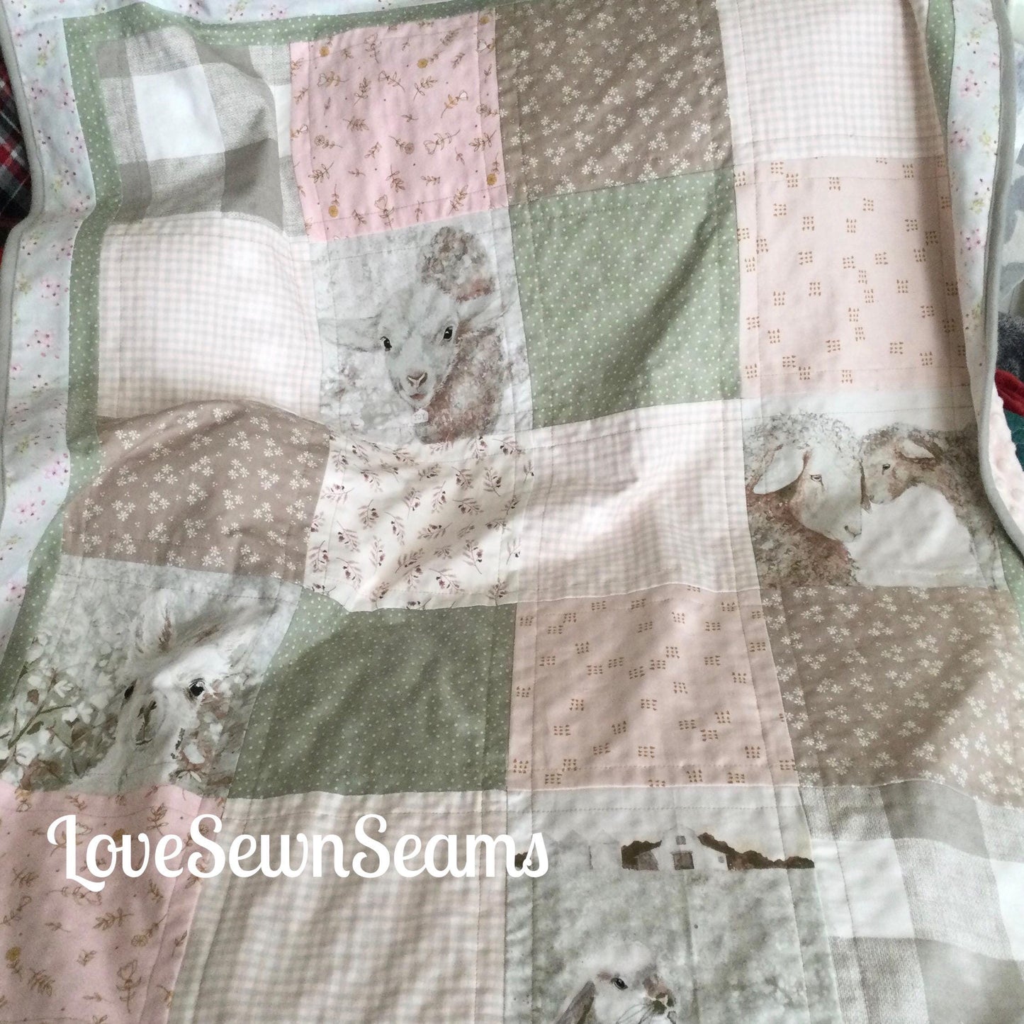 Mocha Sheep quilt~Farm quilt~handmade quilt~Mocha & Sage quilt
