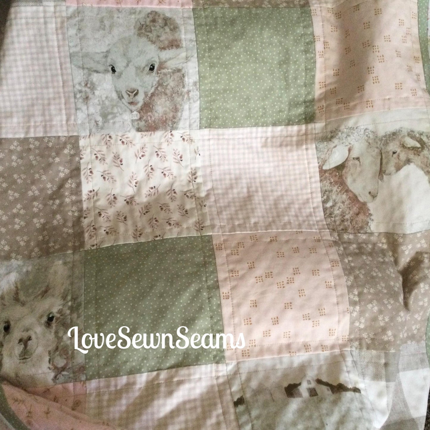 Mocha Sheep quilt~Farm quilt~handmade quilt~Mocha & Sage quilt