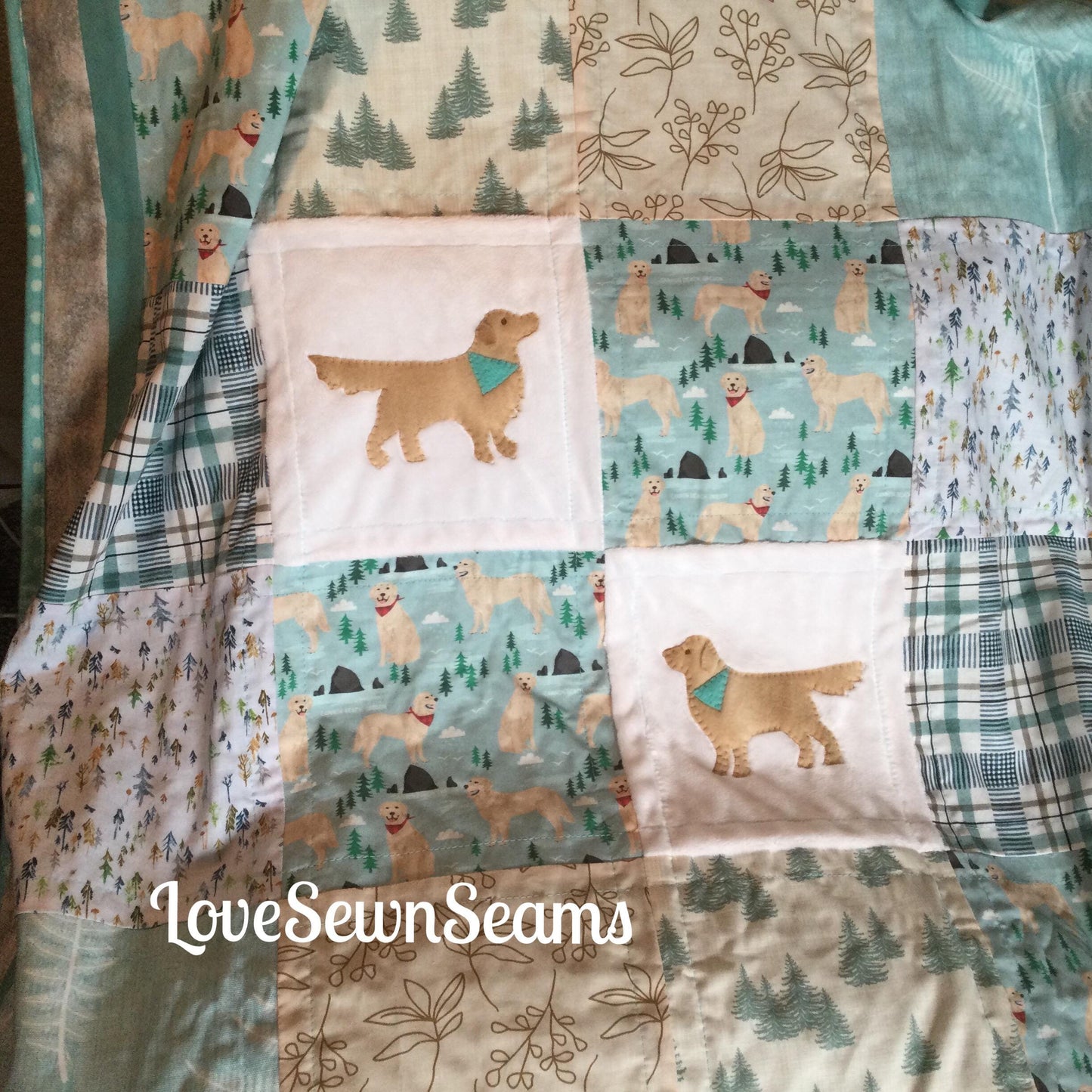 Golden Retriever quilt/Golden Retriever Lovey/Golden Retriever/Dog quilt/Outdoor Adventure quilt/Cannon Beach