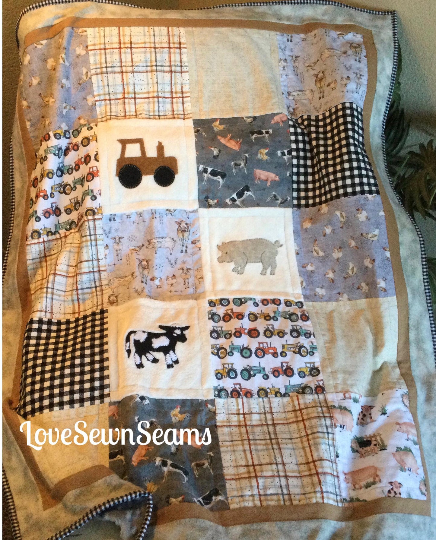 Farm life quilt/Handmade in USA/Farm Animals/Tractor quilt/Farming quilt/Barnyard animals/Crib to King size