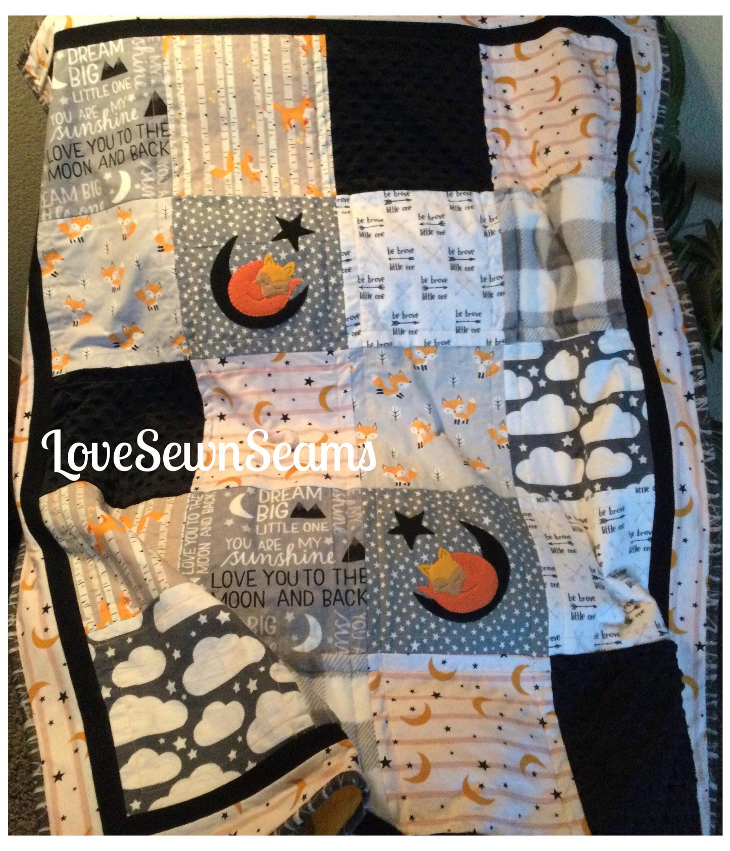 FOX QUILT/Moon and star quilt/Handmade quilt/Modern baby quilt/woodland quilt/Fox crib quilt