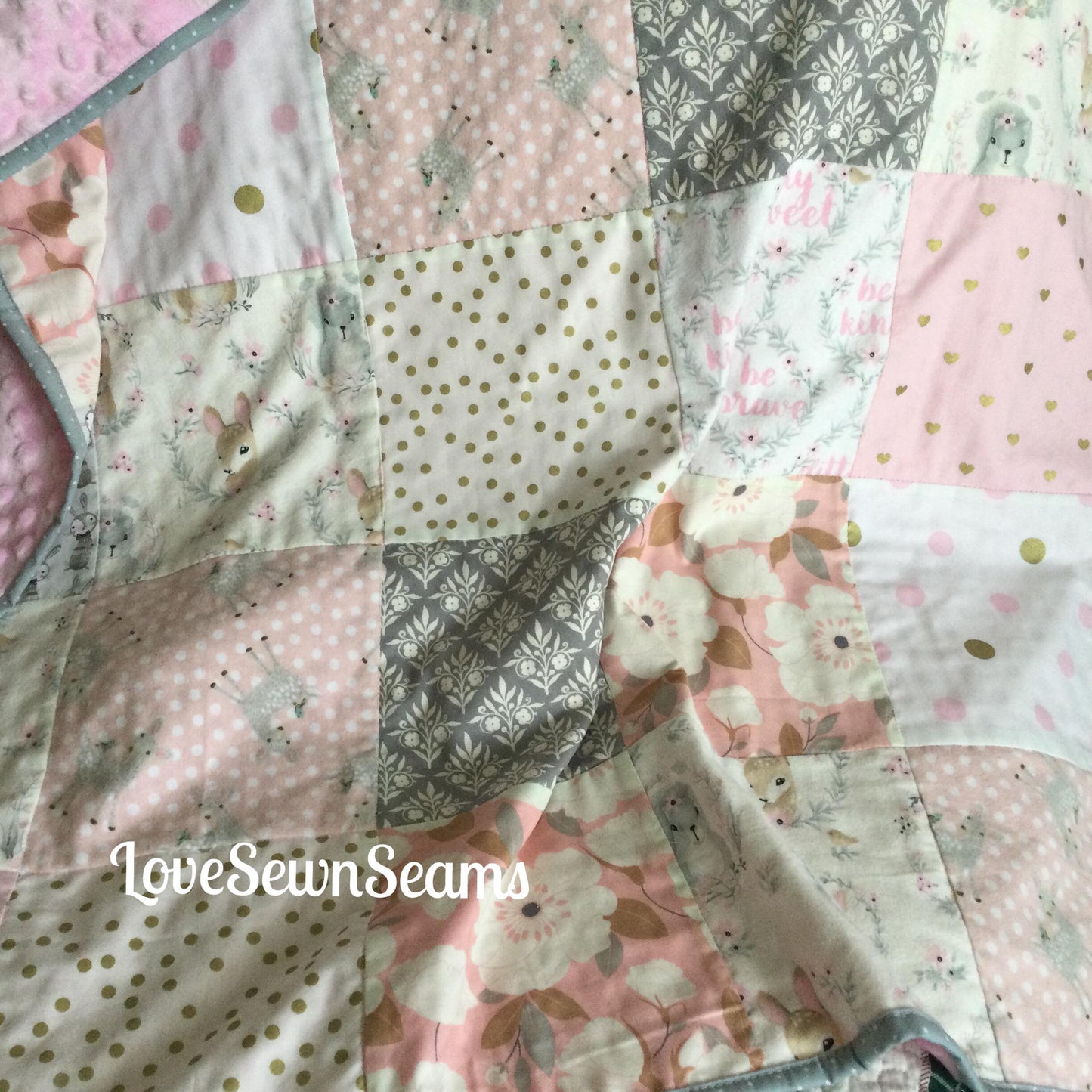WOODLAND QUILT/Sweet Woodland quilt/Baby quilt/Baby girl quilt/Floral quilt