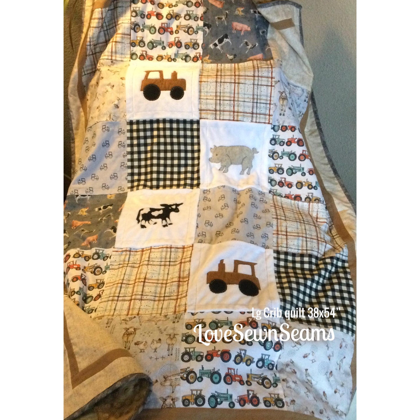 Farm life quilt/Handmade in USA/Farm Animals/Tractor quilt/Farming quilt/Barnyard animals/Crib to King size