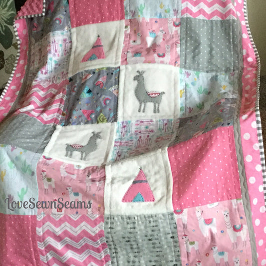 MADE to ORDER/LLAMA Quilt/Alpaca Quilt/Southwestern quilt/Aztec quilt/Handmade/Aztec Baby quilt