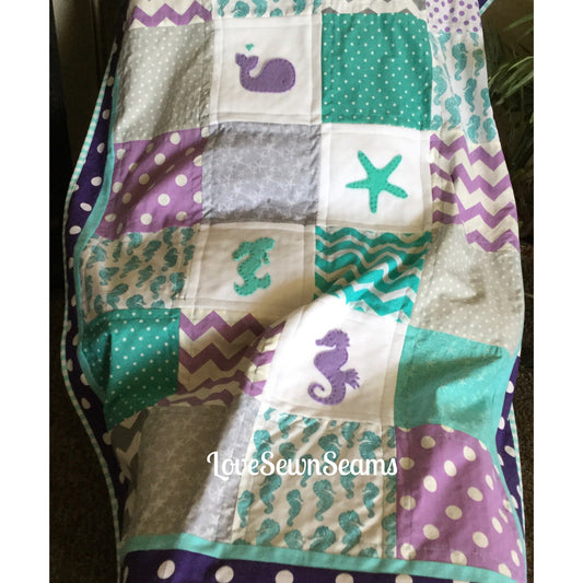 MERMAID Baby Quilt/Nautical girl quilt/Seahorse quilt/Crib Size quilt/Mermaid Crib bedding