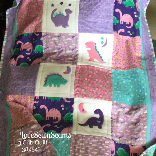 MADE TO ORDER/Adorable Dinosaur Quilt/Dinosaur lovey/Dinosaur/Dino quilt/Modern baby quilt/Handmade quilt