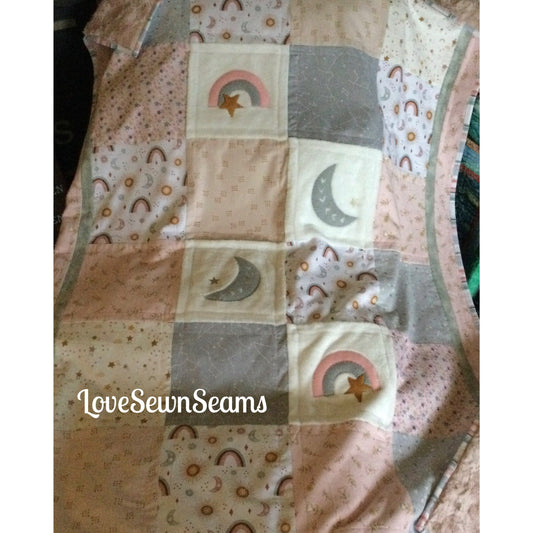 Rainbow Vintage style/Rainbow quilt/Moon and Star quilt/Celestial quilt/Beautiful Rose Gold quilt