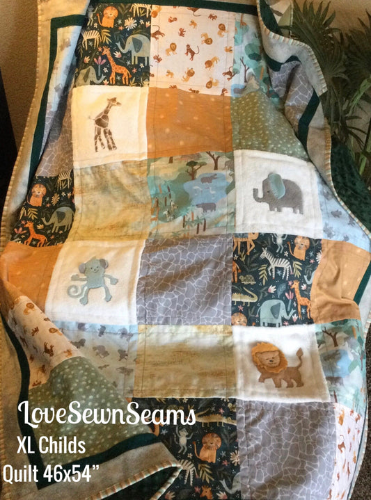 MADE TO ORDER/Animal quilt/Lion quilt/Elephant quilt/Jungle animals/Appliqué quilt/Animal baby quilt