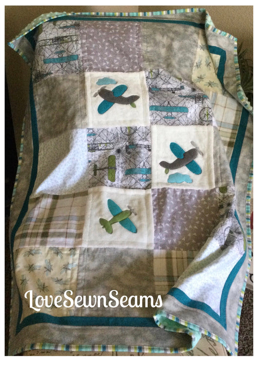 MADE to ORDER/Airplane Quilt/Baby quilt/Cuddle quilt/Crib quilt/Vintage plane quilt/Comfort quilt
